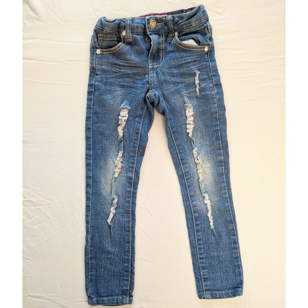 Girls size 6 Pink Latte distressed skinny jeans, EUC